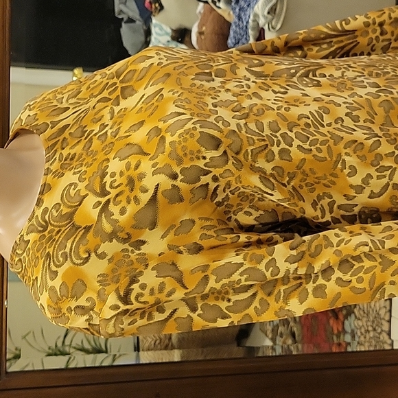 Vintage Caroline Kendrick Leopard Print 100% Silk Top - Picture 3 of 9